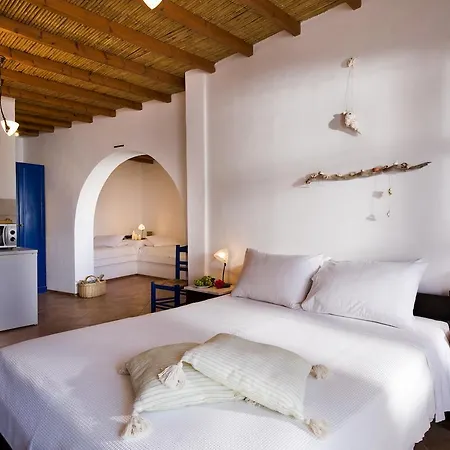 Hotel Arhitektoniki Studios 3*